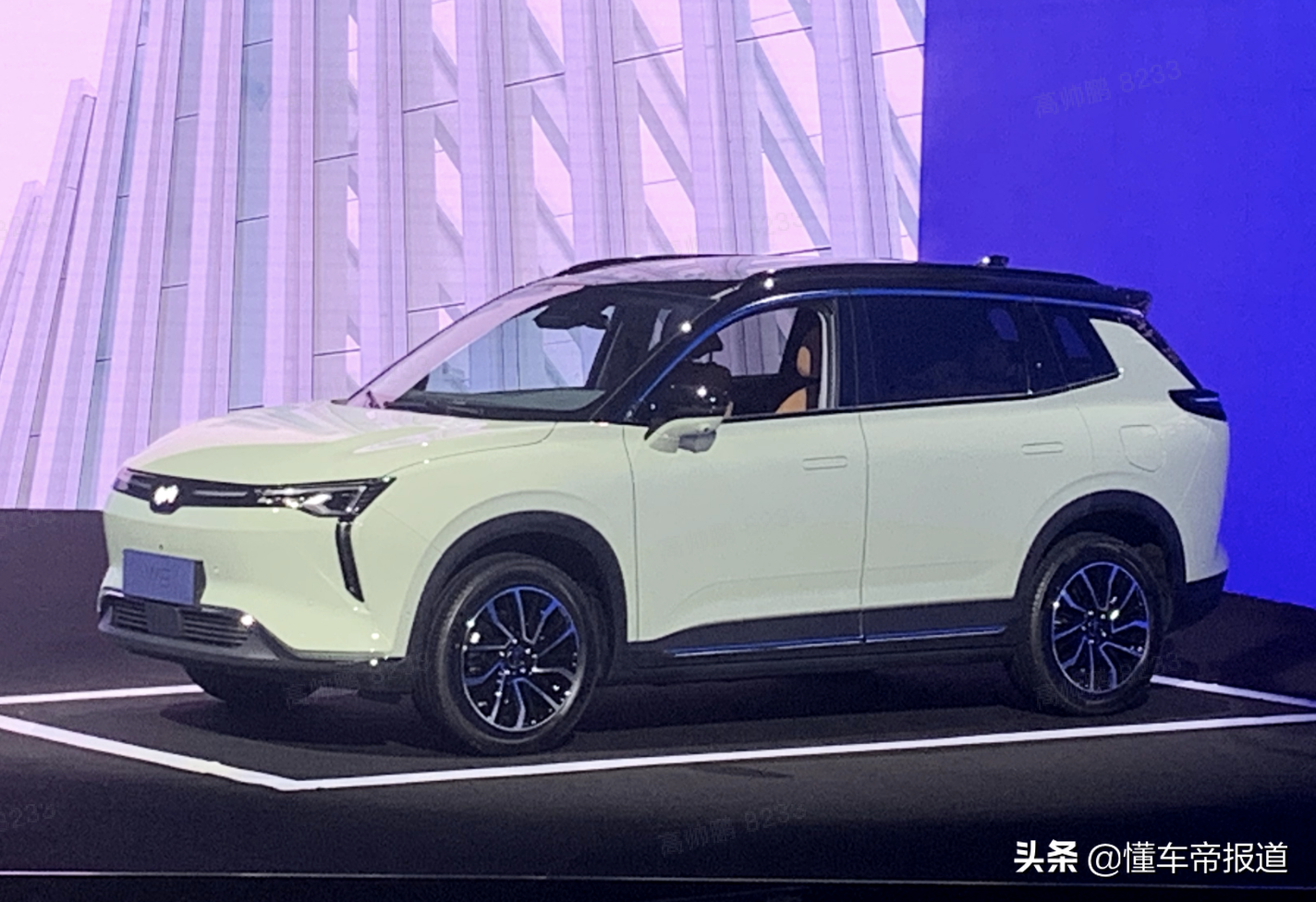新车丨威马W6上市：16.98万元起售，现场开启交付并预告轿车战略
