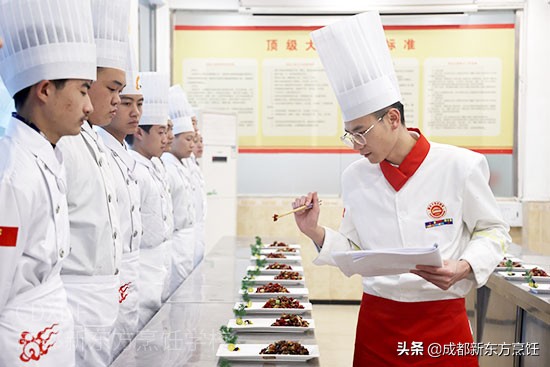 有没有可以学厨师的中职学校