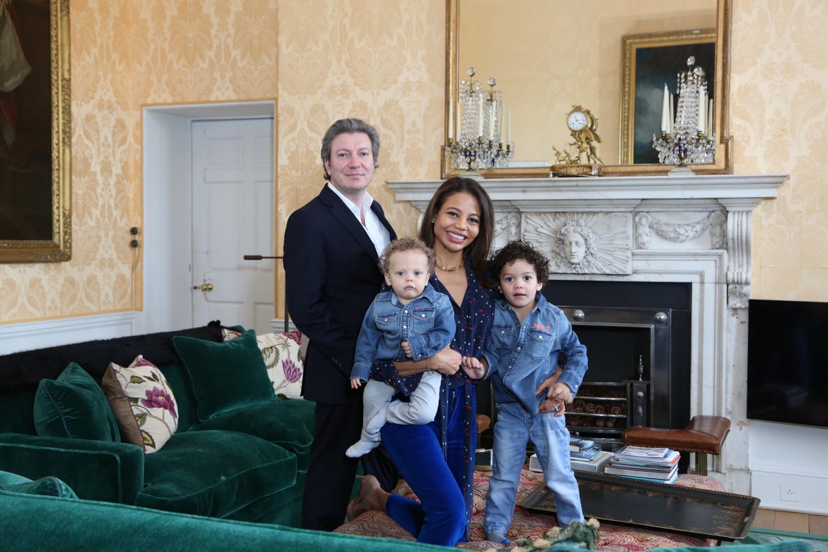 狗血！英国风流侯爵后宫74妻，死后巨额遗产只给原配和娃