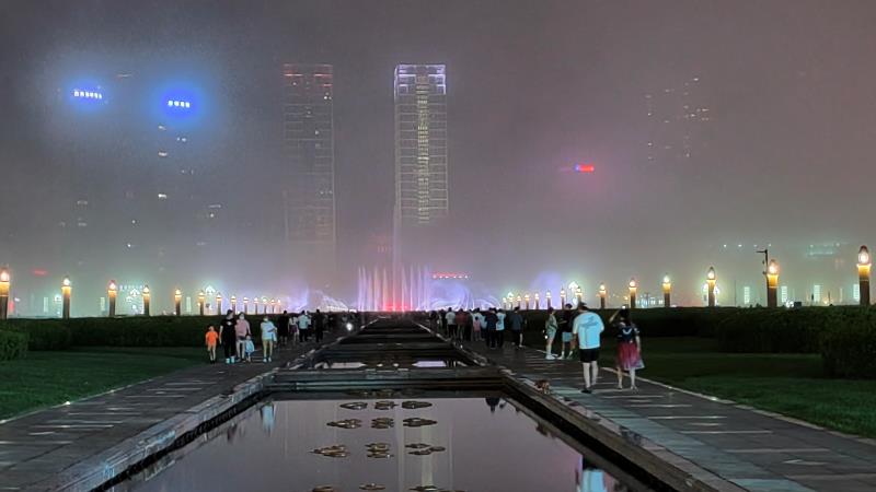 原创新诗：星海广场夜景之美抒怀