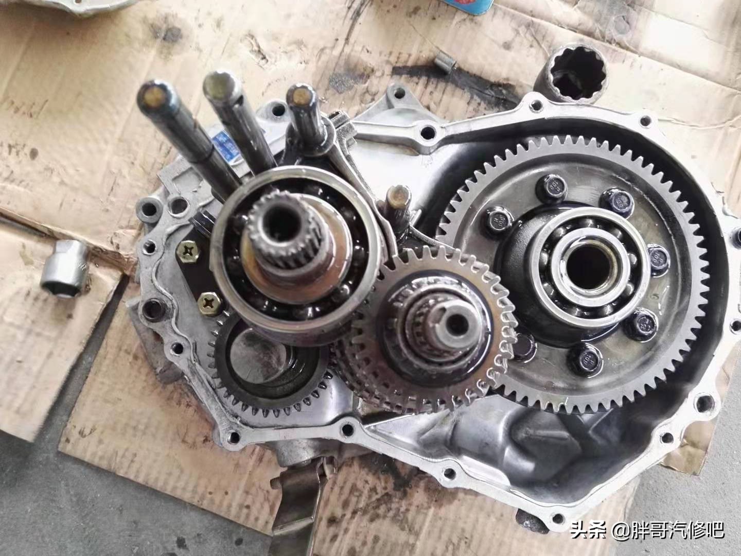 损坏的MT变速箱胖哥维修完毕，这应该是最省钱的维修方式