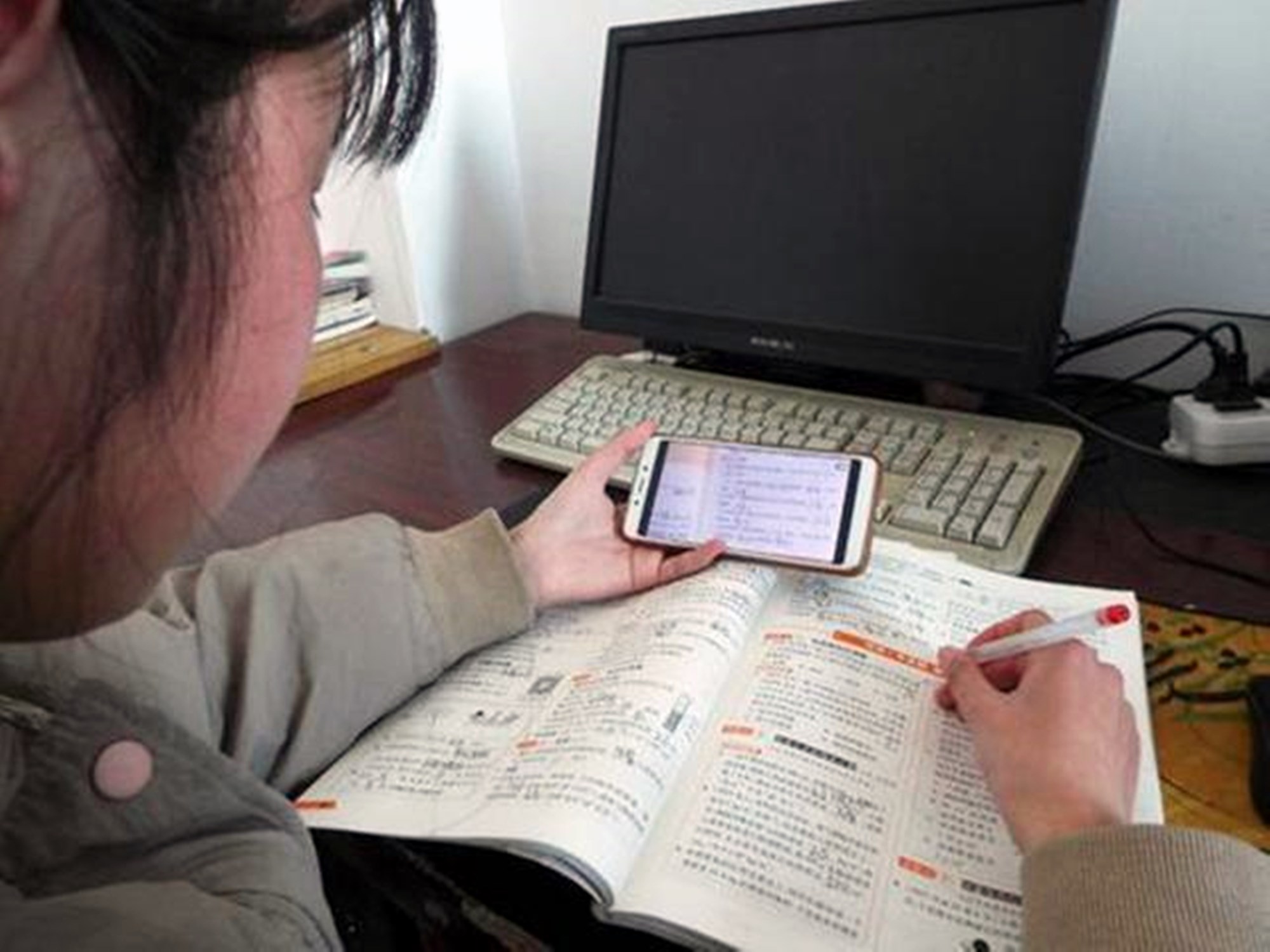 2021年中小学暑假时间确定，最长假期63天，家长直言干脆放寒假吧