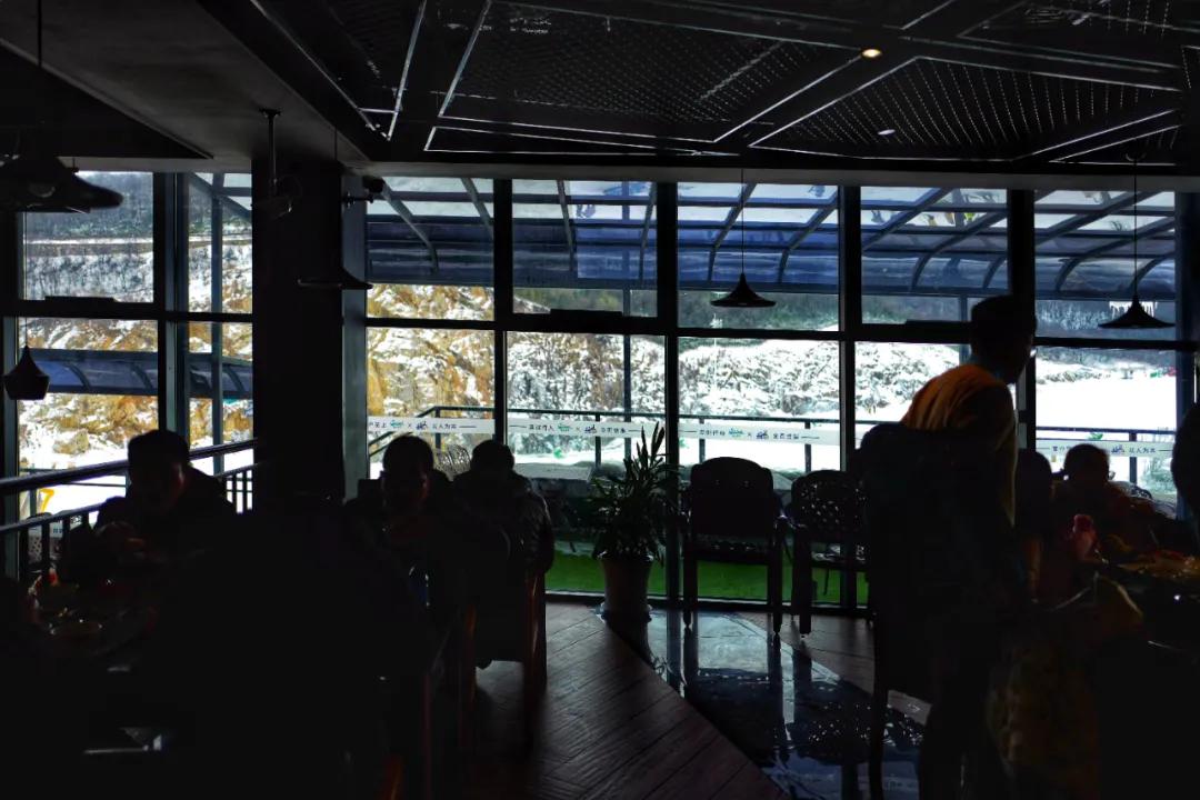 开车1小时，打卡家门口的超大滑雪场（上）