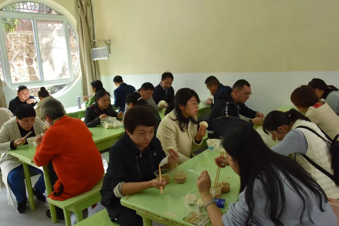 最美青春，见证成长 ---武汉大方学校初中部开放日圆满举行