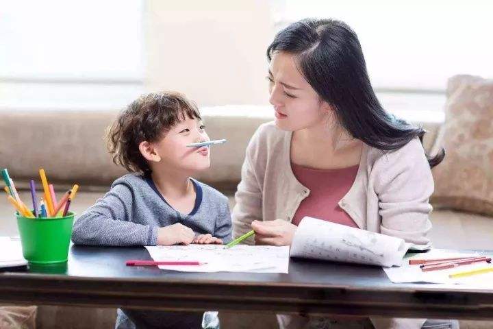 孩子作业写得慢、成绩差，可能是怪读不懂题！5步提升孩子阅读力