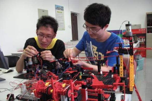 中等专科和大学专科有什么区别（专科生）