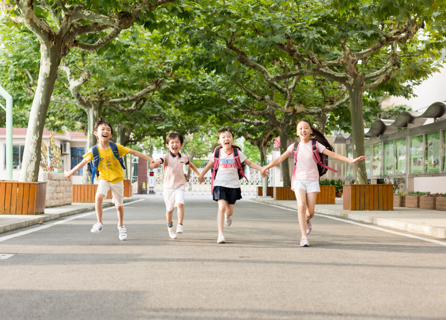 可以让孩子去寄宿学校吗？班主任直言：有能力别让孩子去