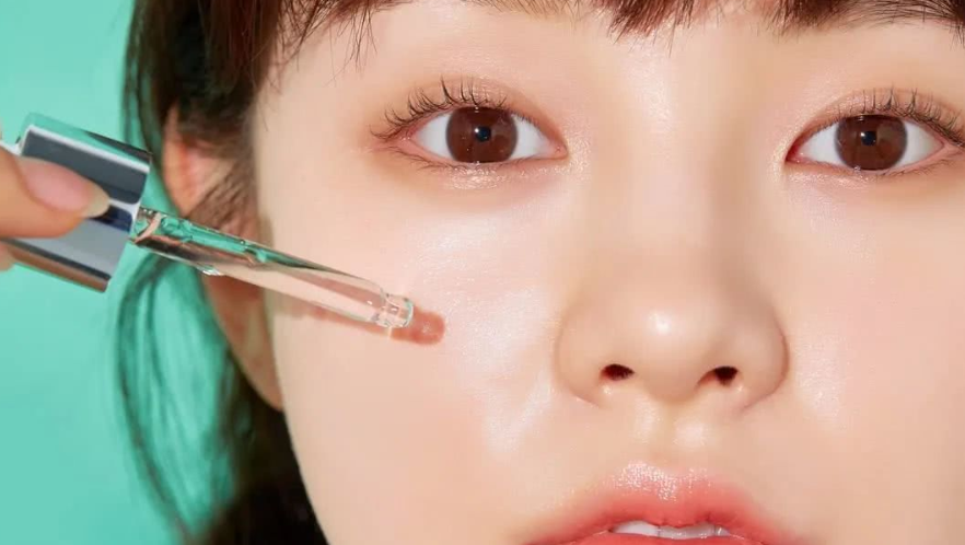 化妆技巧：化妆易犯哪些错误？怎样正确使用化妆品？