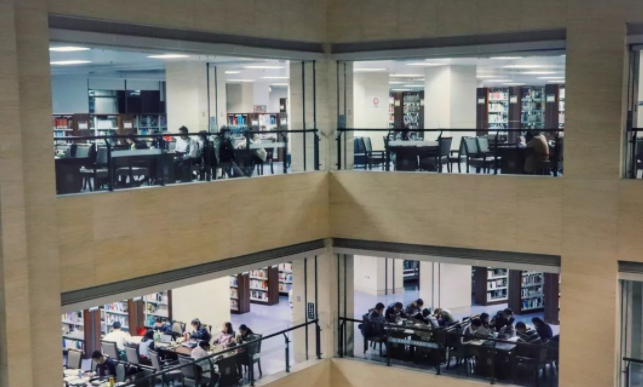 这所财经大学虽然不是211，却在业内广受认可，录取分数也不低