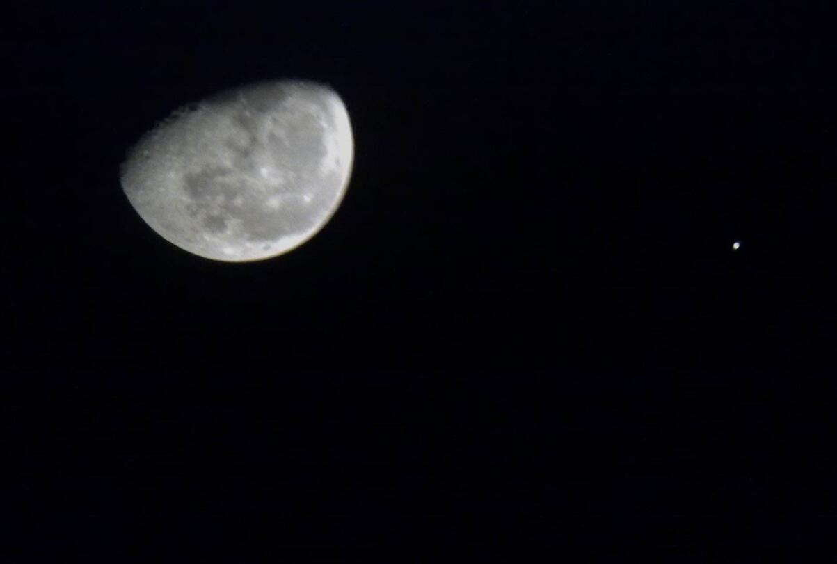 520没有追到情人？别急，521和523土星木星要追月亮妹妹，等你了
