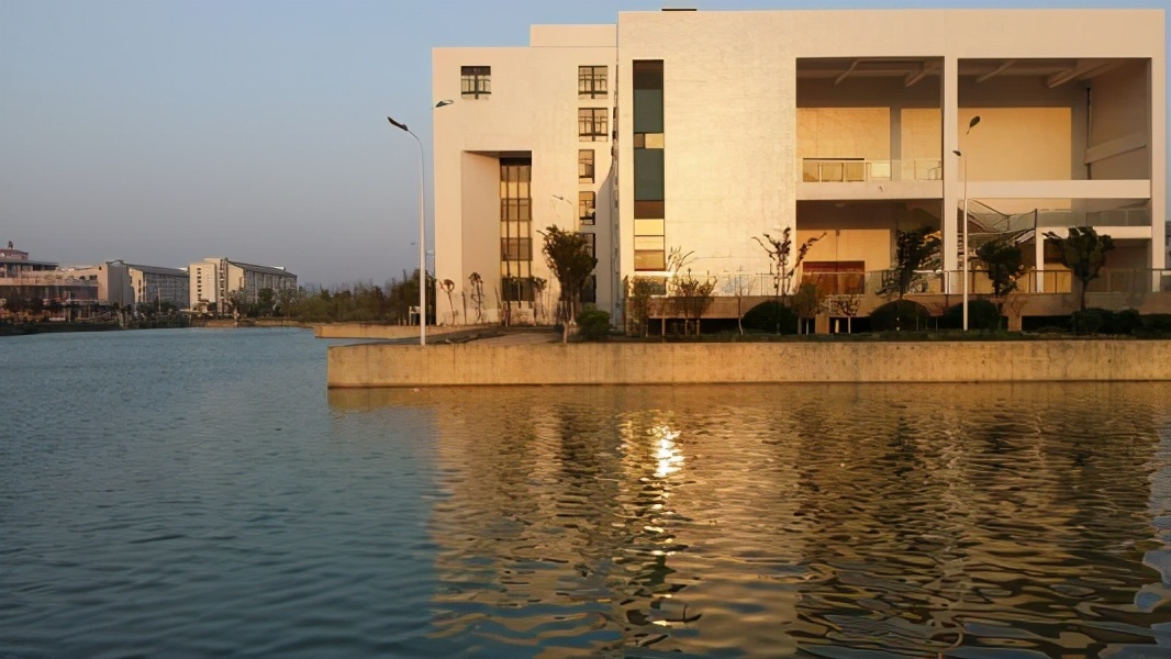 定了！江苏省多校合并迎来5所公办本科，分数不高适合捡漏