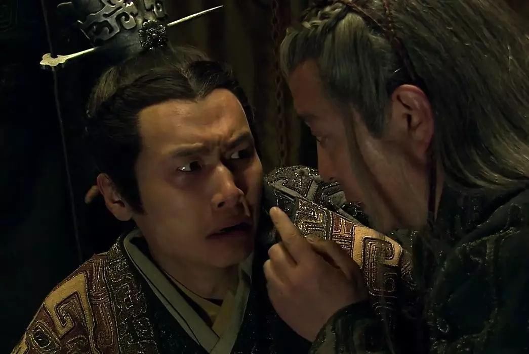 派遣长子扶苏去边关,对幼子胡亥宠爱有加,为何秦始皇如此偏心?