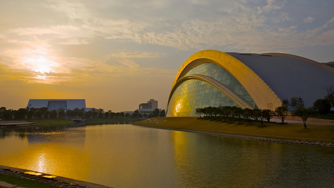 最新出炉：2021年上海市民办大学排名！上海建桥学院领跑