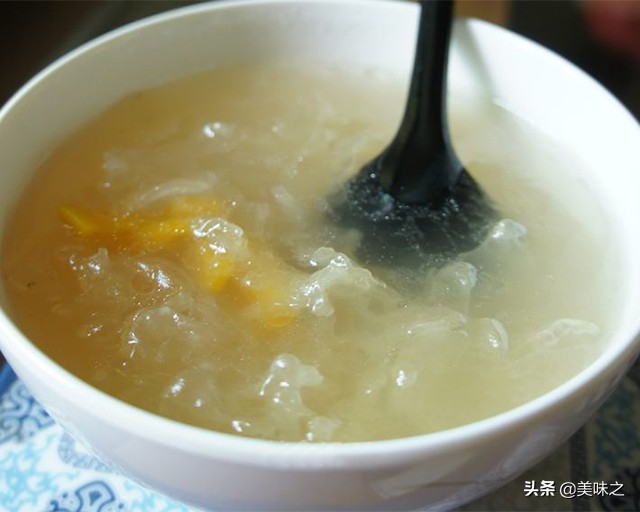 银耳糖水的做法大全（揭秘银耳糖水浓稠香甜的秘诀）