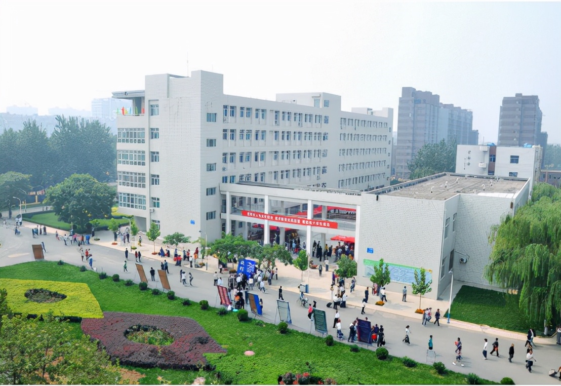 山西师范大学“搬家”太原，学生支持呼声高，为何高校热衷搬迁？