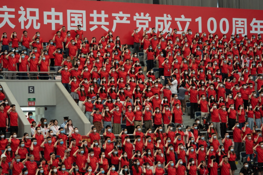 大学期间入党优势显而易见，弊端却鲜少有人知道，想好再做决定