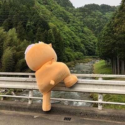 比较逗比的吃鸡名字跑毒选手来了-可爱点