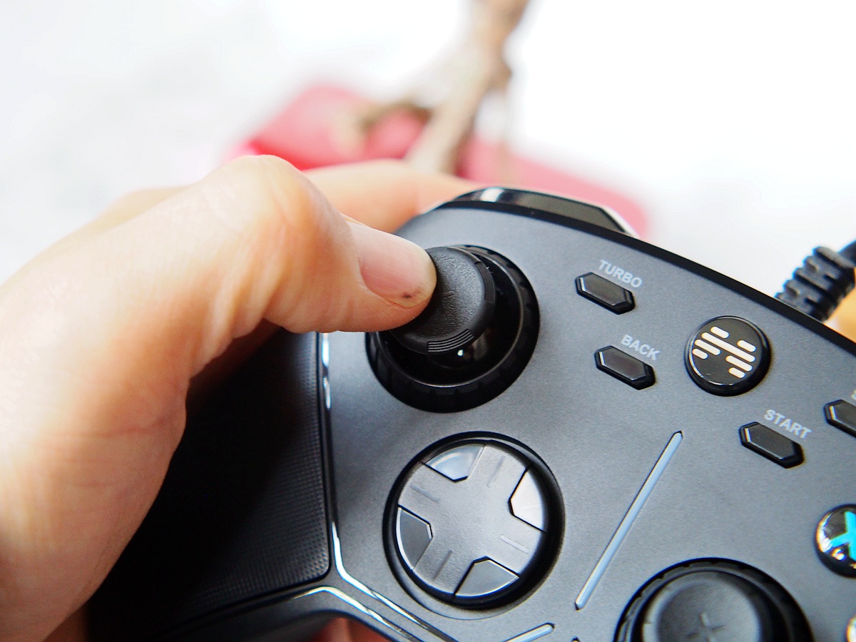 老玩家玩游戏乐在其中的原因是因为有了北通手柄