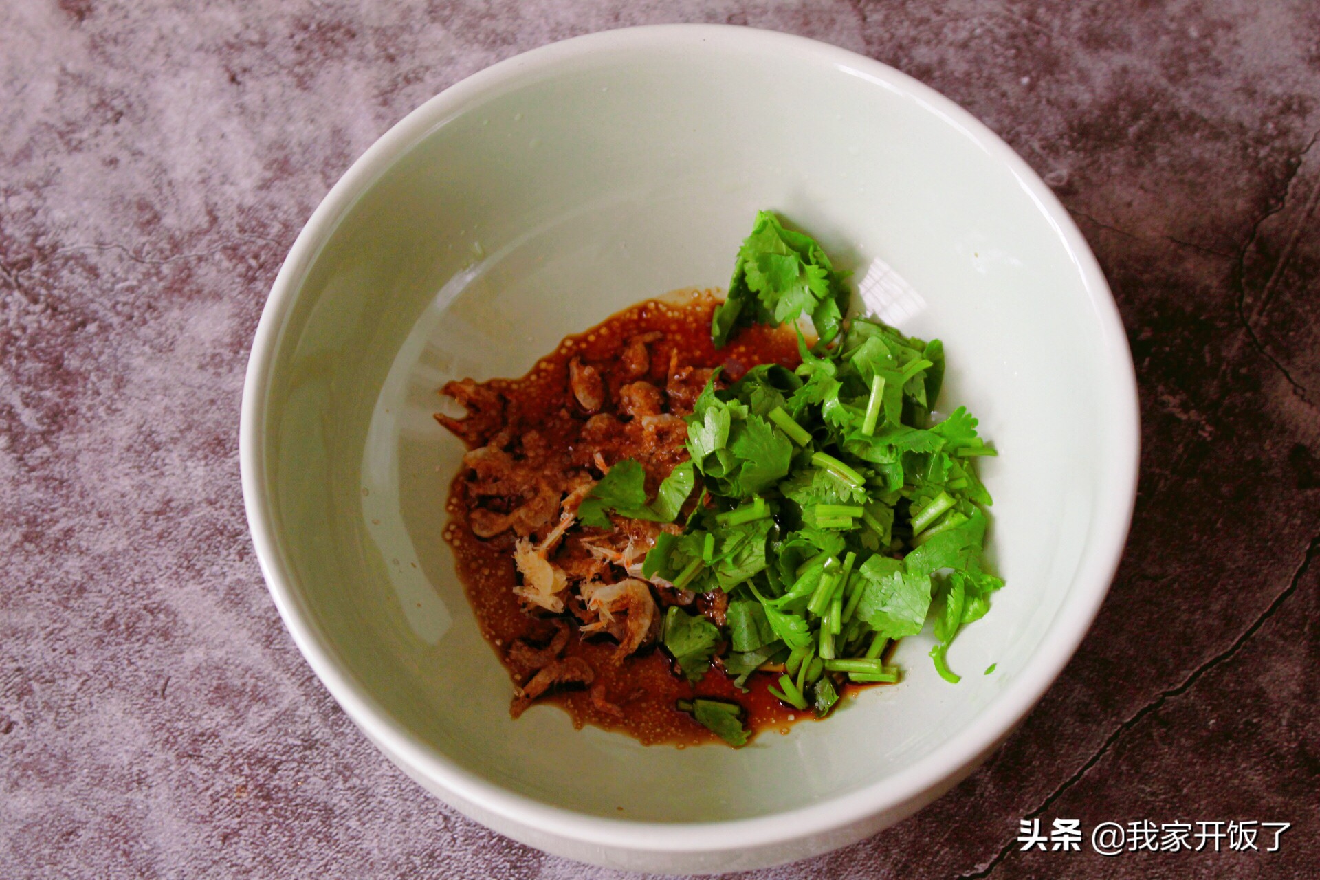 生汆肉丸这样做，3斤猪肉不够吃，肉嫩又劲道，不腥不柴有诀窍