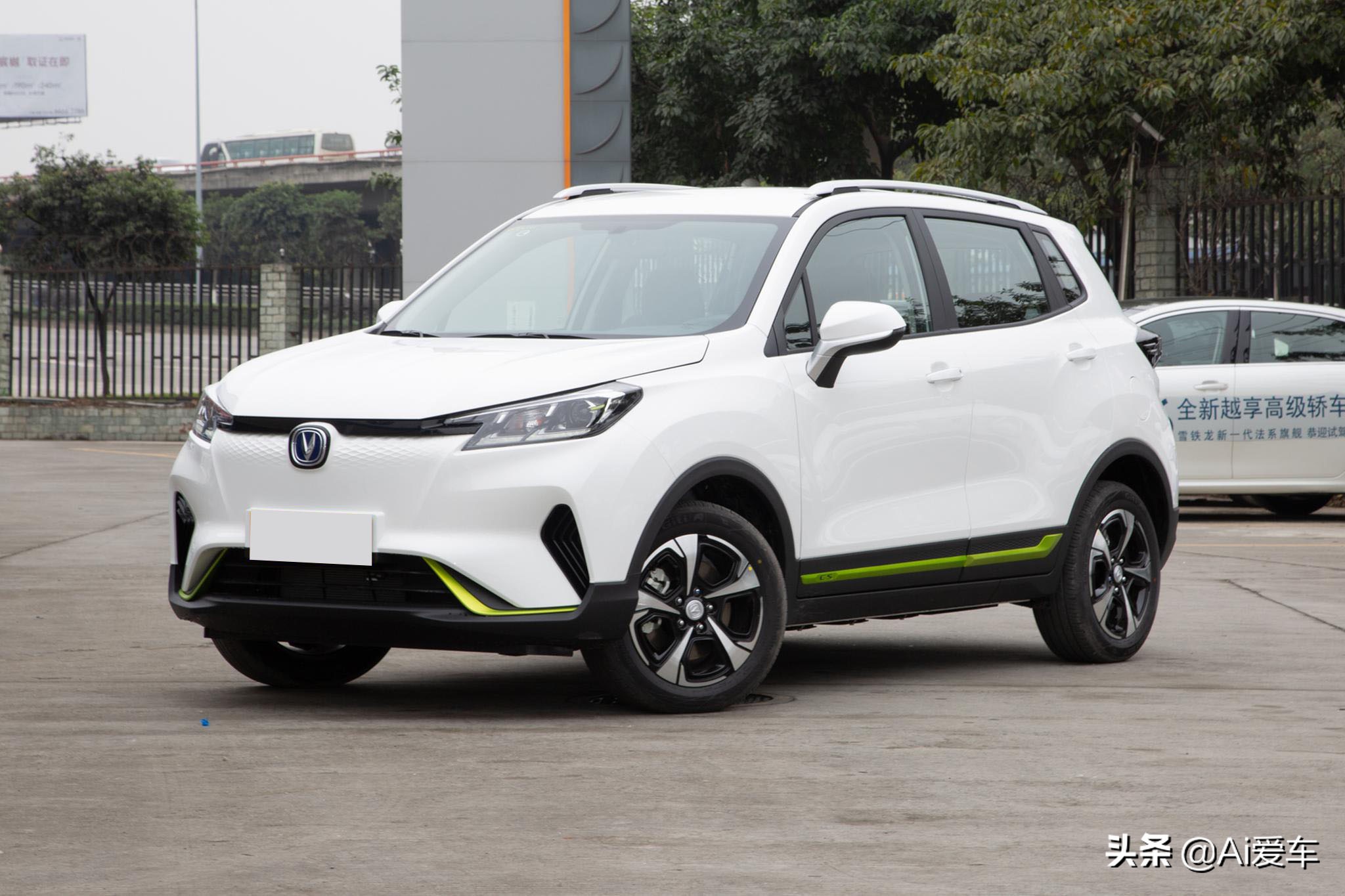 满电续航超400公里，便宜好养活的家用快充SUV,实拍长安CS15 E-Pro