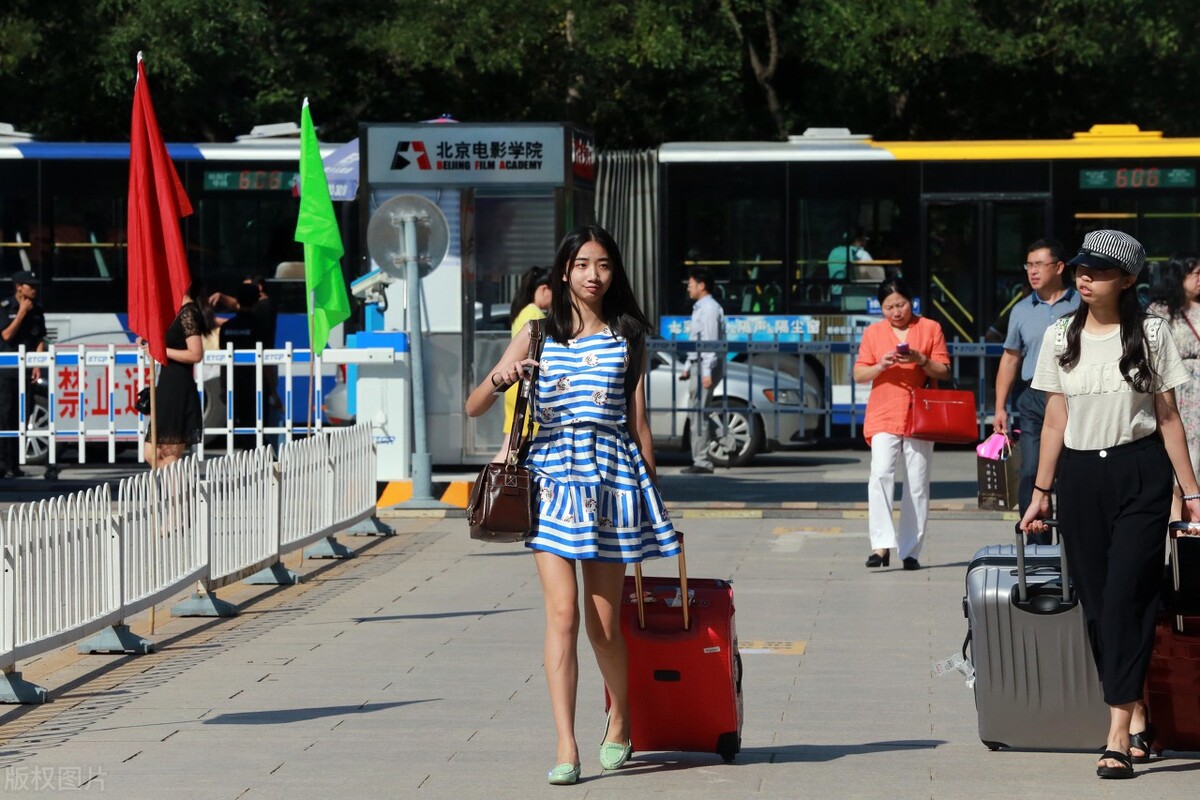 美术校考合格3人录取1人，北京电影学院能靠文化成绩逆袭录取吗？