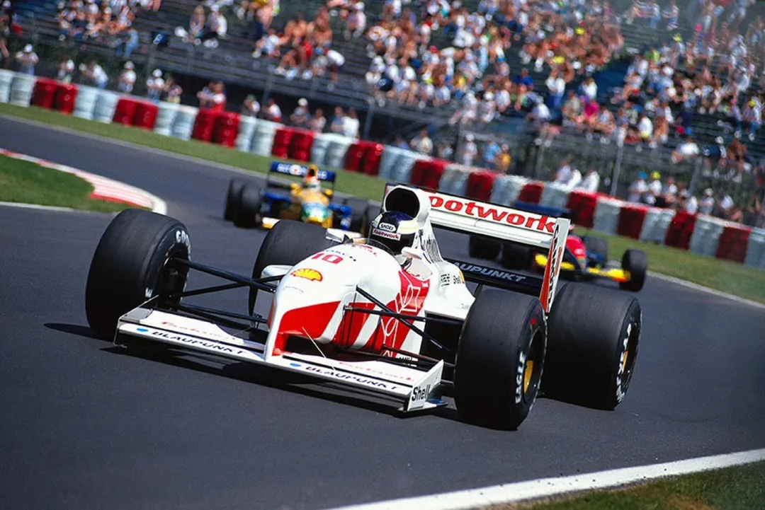 保时捷cgt多少钱f1方程式的发动机搭配勒芒赛车的车身