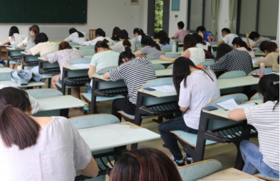 2022考研“新规定”出炉，“英语四级”成关键，考研党需多加注意