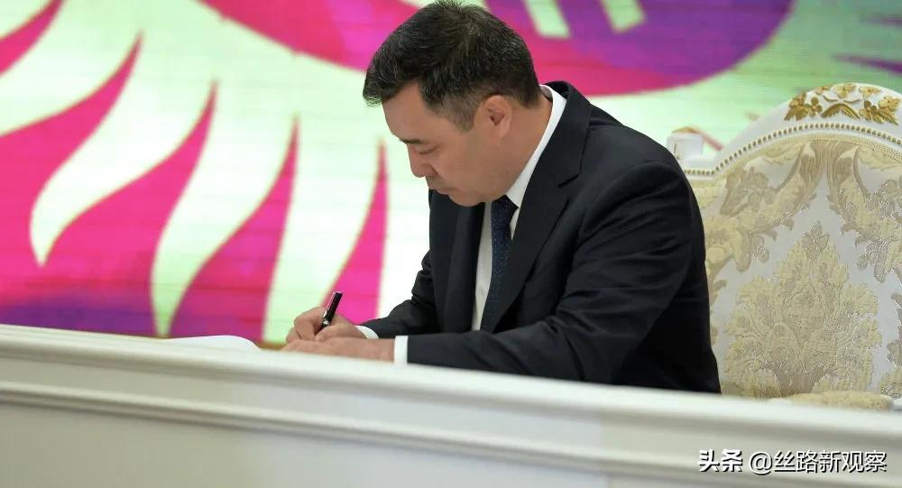 限制言论自由？吉尔吉斯斯坦总统签署的这部法律充满争议
