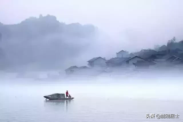 人生不易，悲喜相依，愿我们都能善待他人，也能被世界温柔以待！