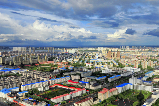 辽宁适合旅行的城市，坐拥“避暑胜地”，内含两个“世界之最”