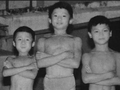 1997年跳水世界杯男团(田亮的故事：21岁一跳成名，郭晶晶初恋，因私接代言被周继红封杀)