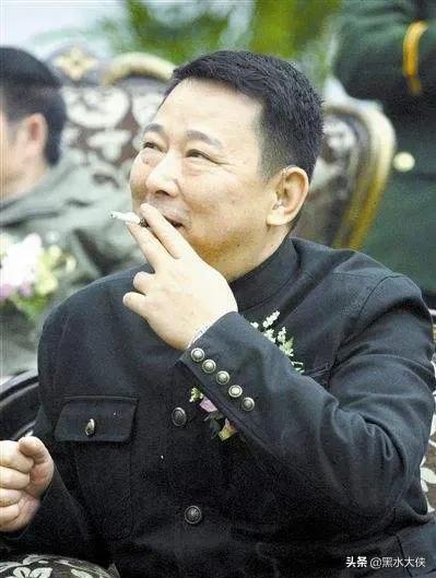 中国最狠的黑道人物(河南最狠的黑道人物)-情感知识库-动动脑