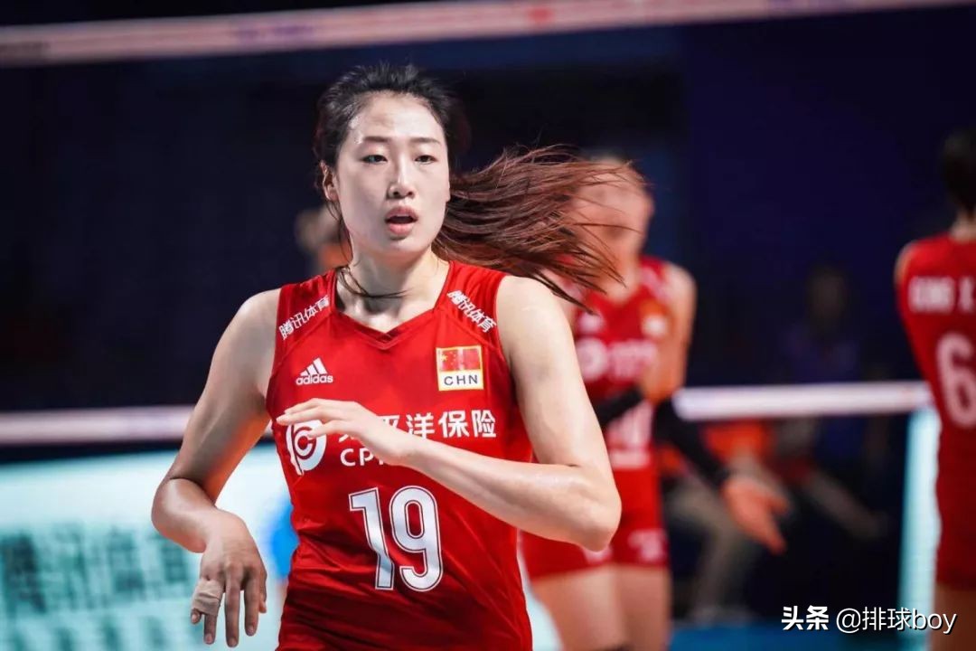 袁弋出任新任主帅（中国女排教练组只剩安家杰一人？郎平已经卸任，包壮也有了新工作）