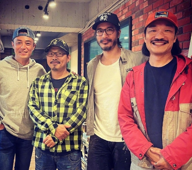 45岁王力宏最新近照曝光，剪短头发帅回巅峰，生图状态超年轻