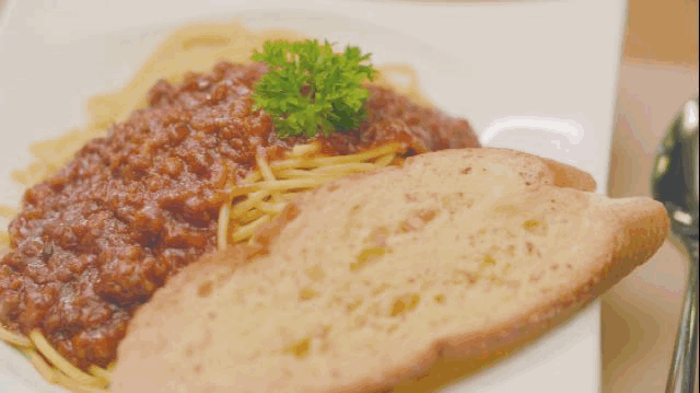 坐拥6站地铁，36个食堂！2019高考志愿填报，来华中科技大学就对了！