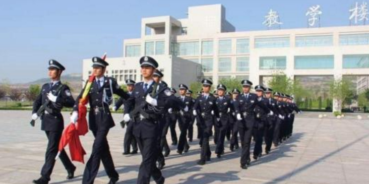 性价比超高的警察学校，考上不仅学费全免，毕业找工作也不用愁
