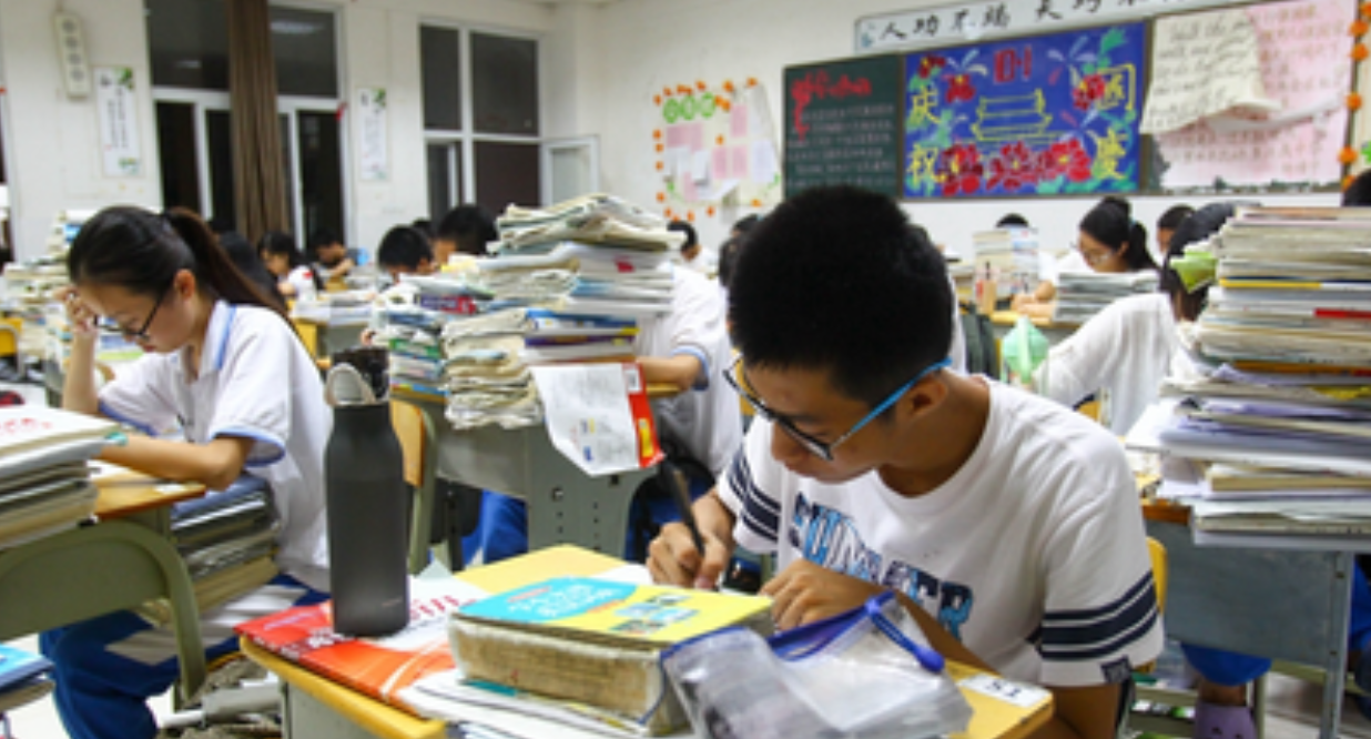 数学满分，总分720考入清华，四川理科状元黎雨佳公布复习方法