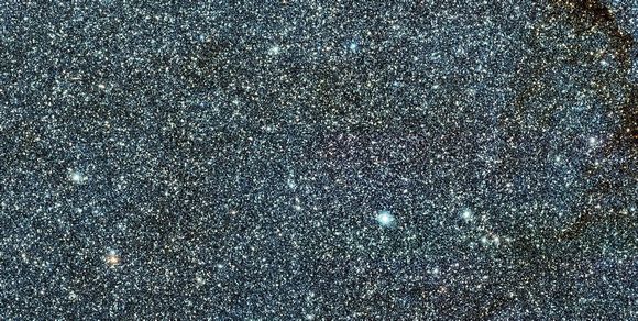 一张超过24G的图片，来自美国国家宇航局（NASA）发布的银河照片