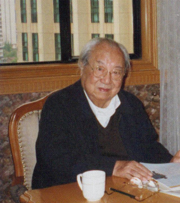 钱钟书去世后，暗恋杨绛的费孝通前来探望，杨绛：别再知难而上了