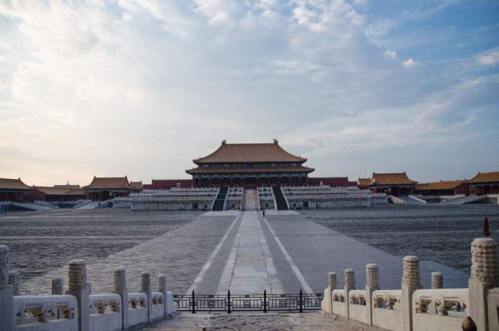 汉白玉真的不是玉，无良商家以次充好！我来告诉你汉白玉真相