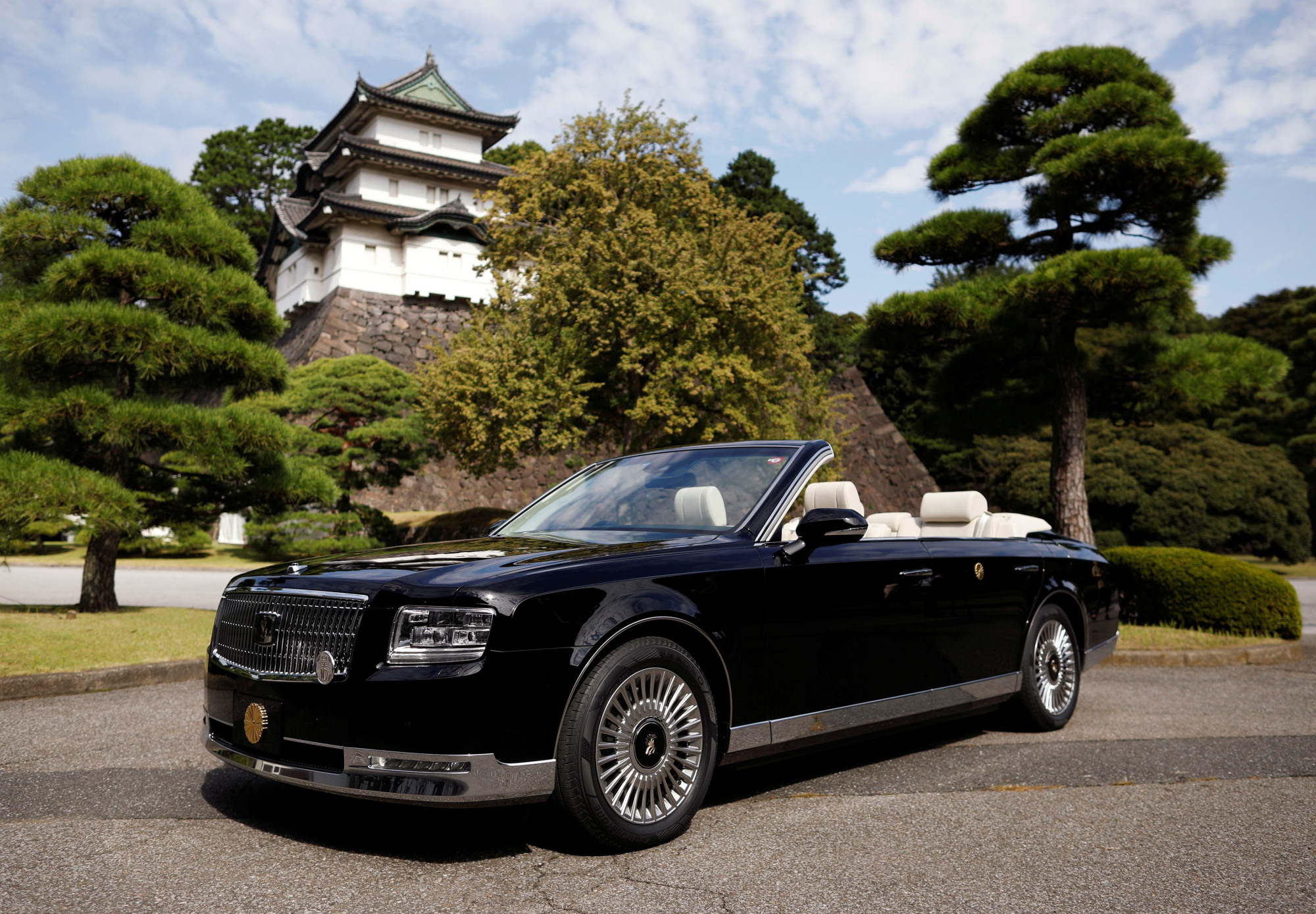 日本皇室御用车图片