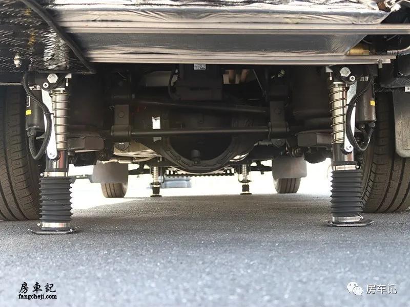 你敢卖，我敢买！售价228.8万的房车，究竟有哪些亮点？