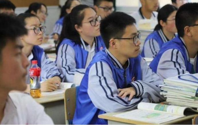 公立学校和私立学校哪个更好？不是有钱没钱，而是有其他的原因