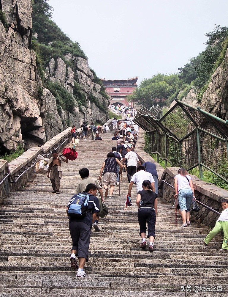 都是5A级景区，黄山的门票，为什么比泰山贵？