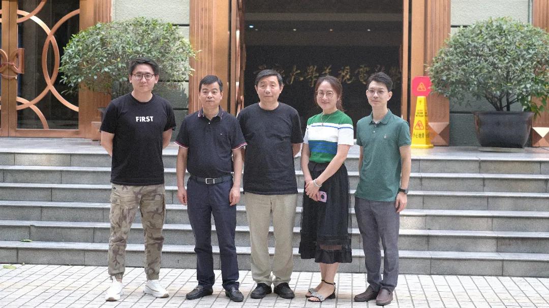 张珂：从纪录片导演到主旋律电影编剧，被“信念感”支撑的15年