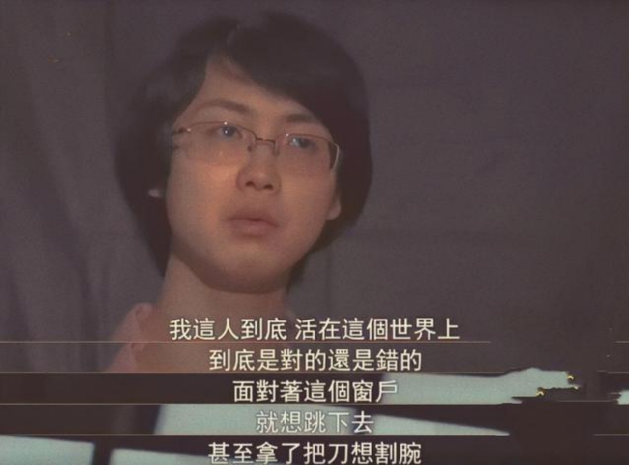 2005年，那个背母上学的男孩刘霆，10年后变性，还在选美比赛获奖