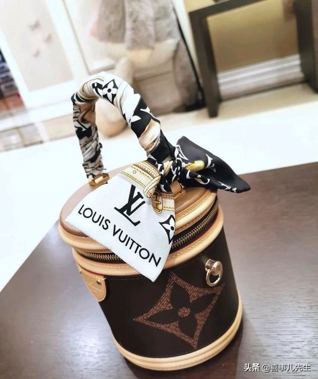 每天一个品牌故事：路易威登最难买的包LV Cannes发财桶