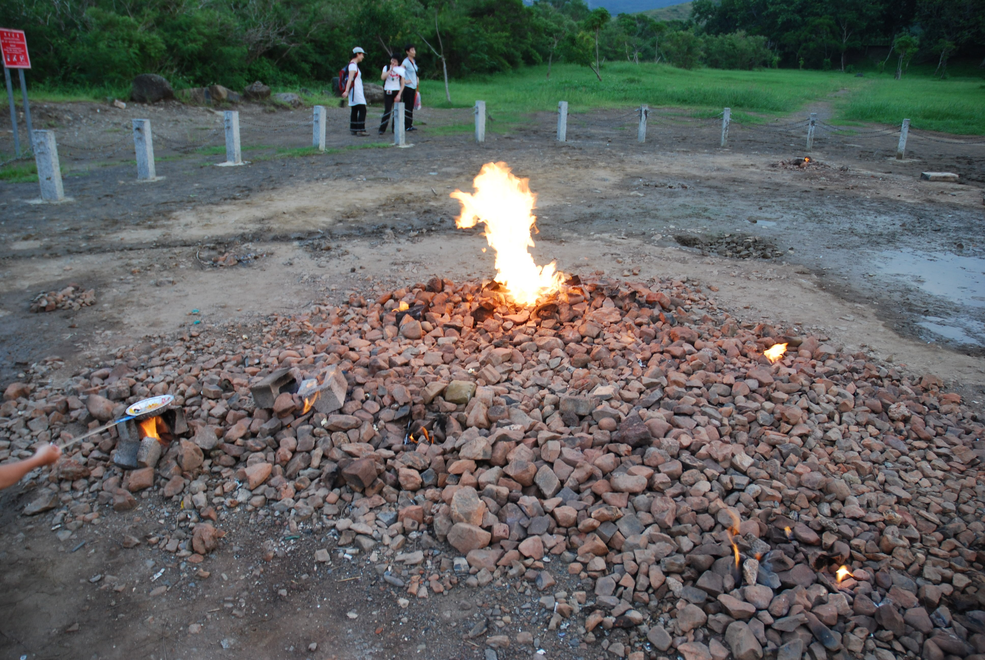 达尔瓦扎天然气大坑地狱之火燃烧近50年专家的解释让人难以置信