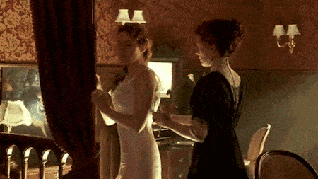 艺术涨姿势：内衣小史 | 张小玉