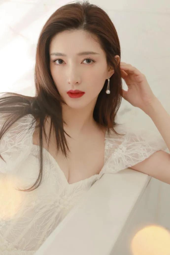 不知道,你心目中最美的女明星是哪位呢?